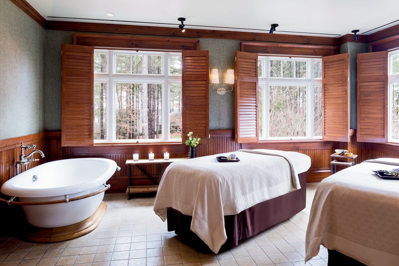 Ritz Carlton Reynolds_treatment room